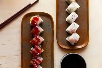 Neighborhood Sushi image 3