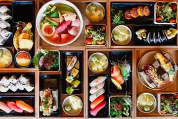Neighborhood Sushi image 2