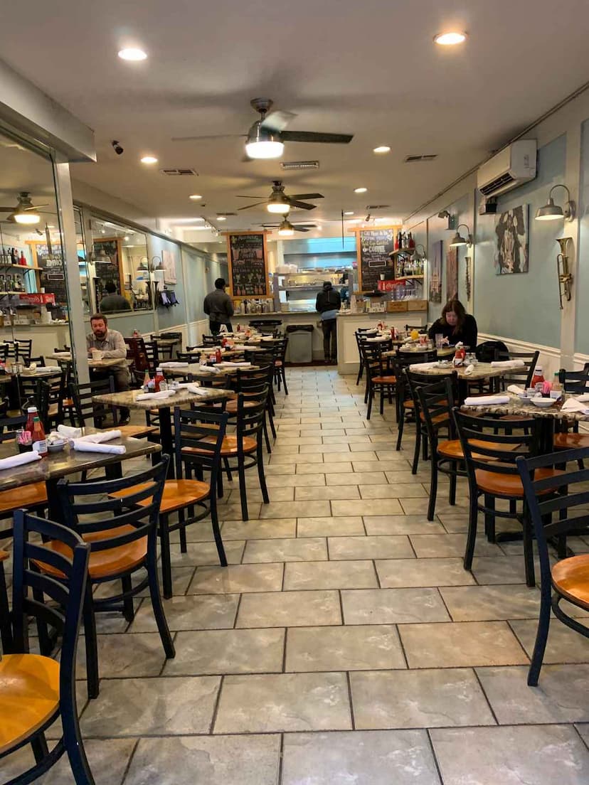 Café Fleur De Lis - French Quarter