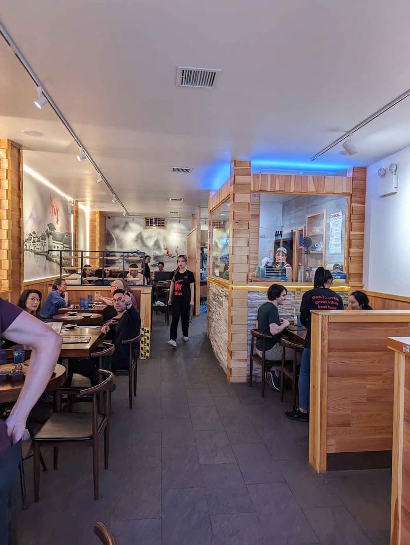 Din Soup Dumplings