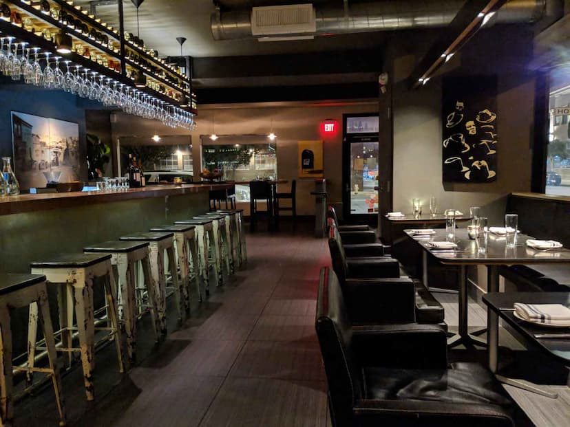 1601 Bar & Kitchen