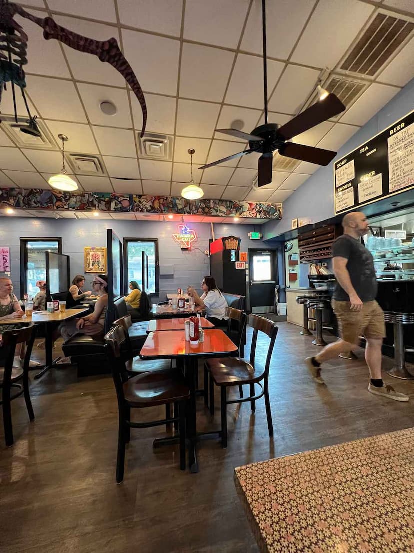 Magnolia Cafe