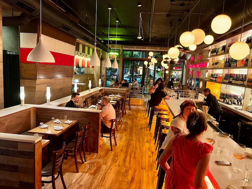 Amélie DC Bistro & Wine Bar