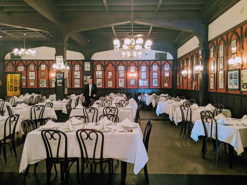 Antoine's Restaurant