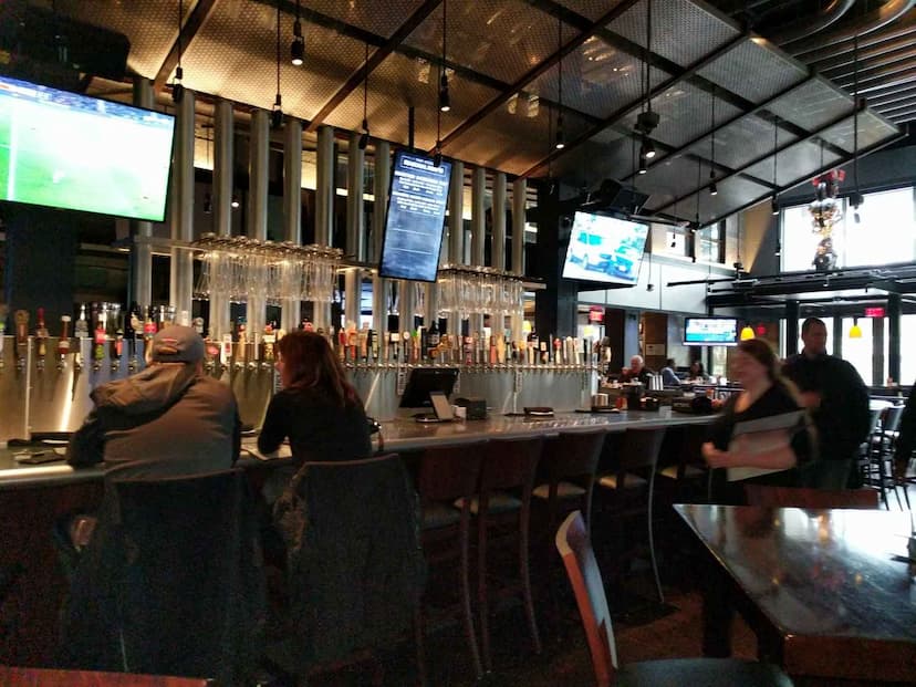 Yard House