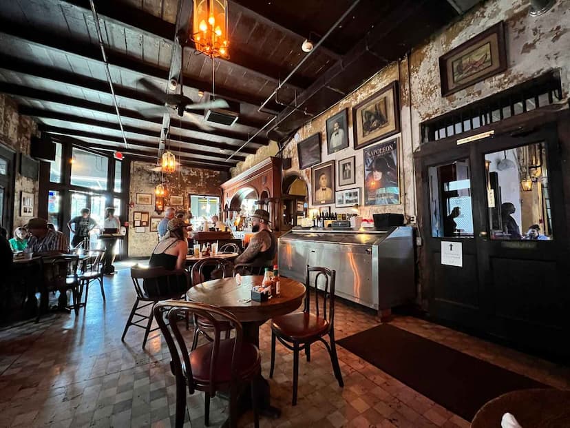 Napoleon House