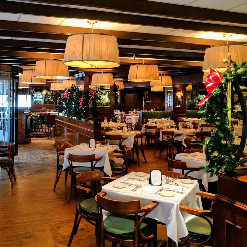 Mr. B's Bistro