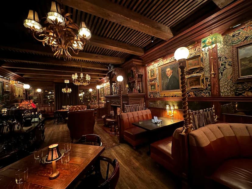 Armitage Alehouse