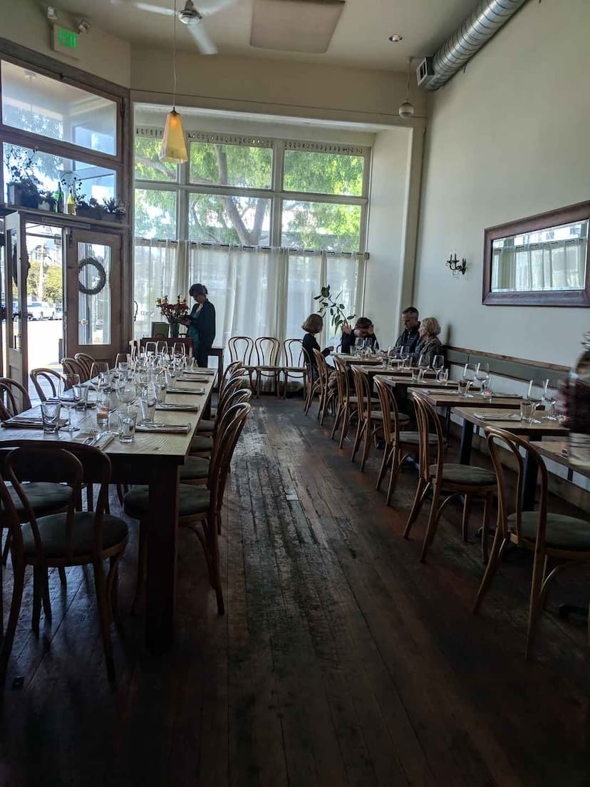 Heirloom Café