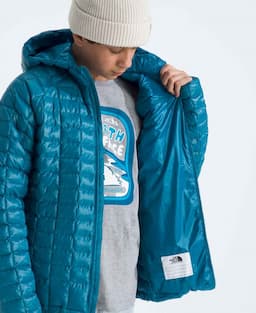 Product thumbnail 4